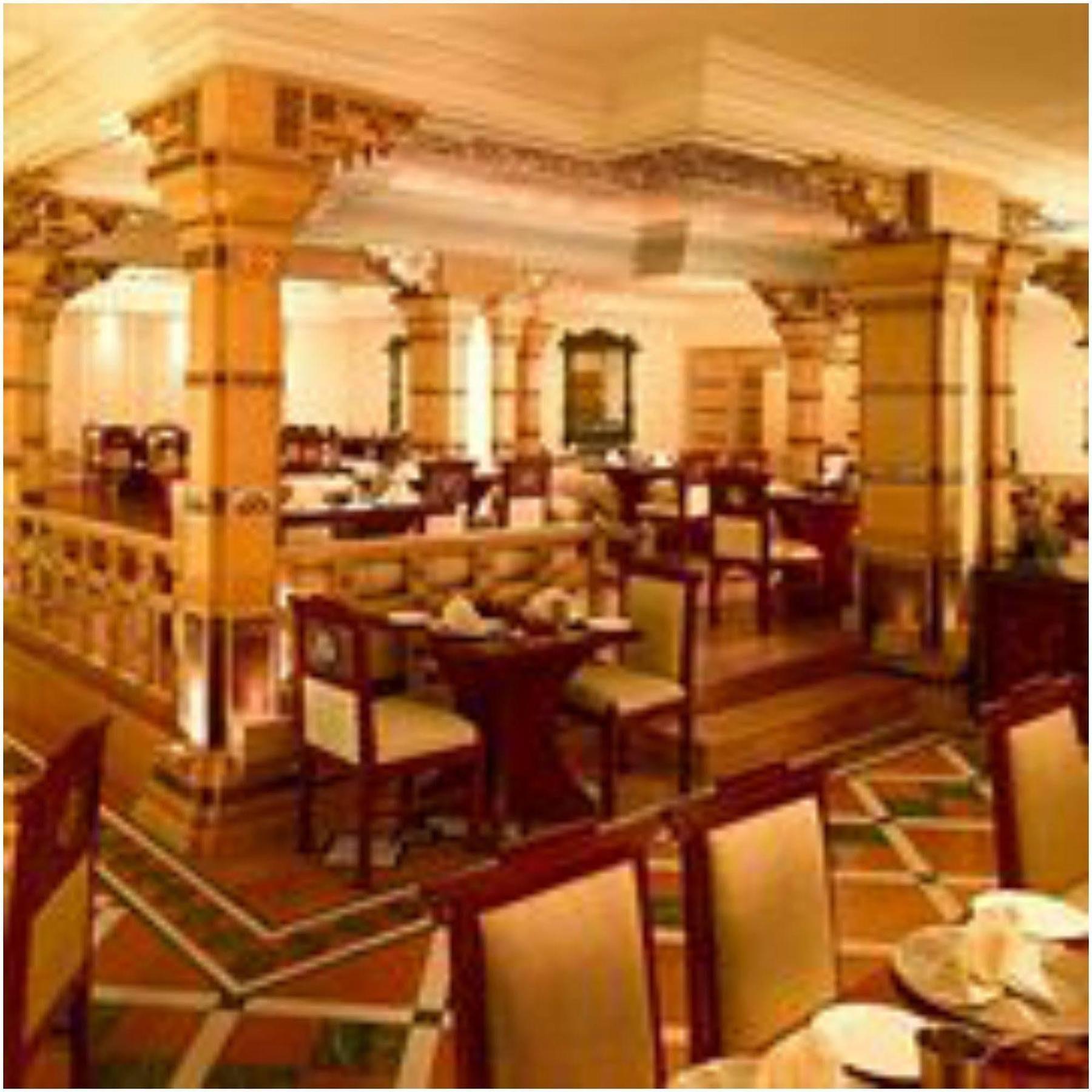 โฮเต็ล ฮินดัสแทน อินเตอร์เนชั่นนัล Hotel โกลกาตา ภายนอก รูปภาพ