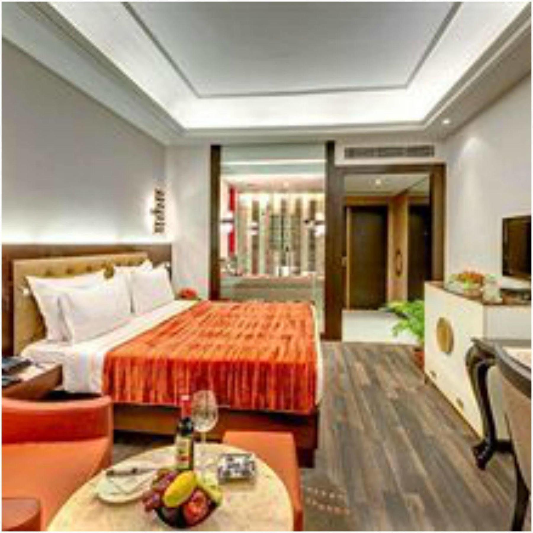 โฮเต็ล ฮินดัสแทน อินเตอร์เนชั่นนัล Hotel โกลกาตา ภายนอก รูปภาพ